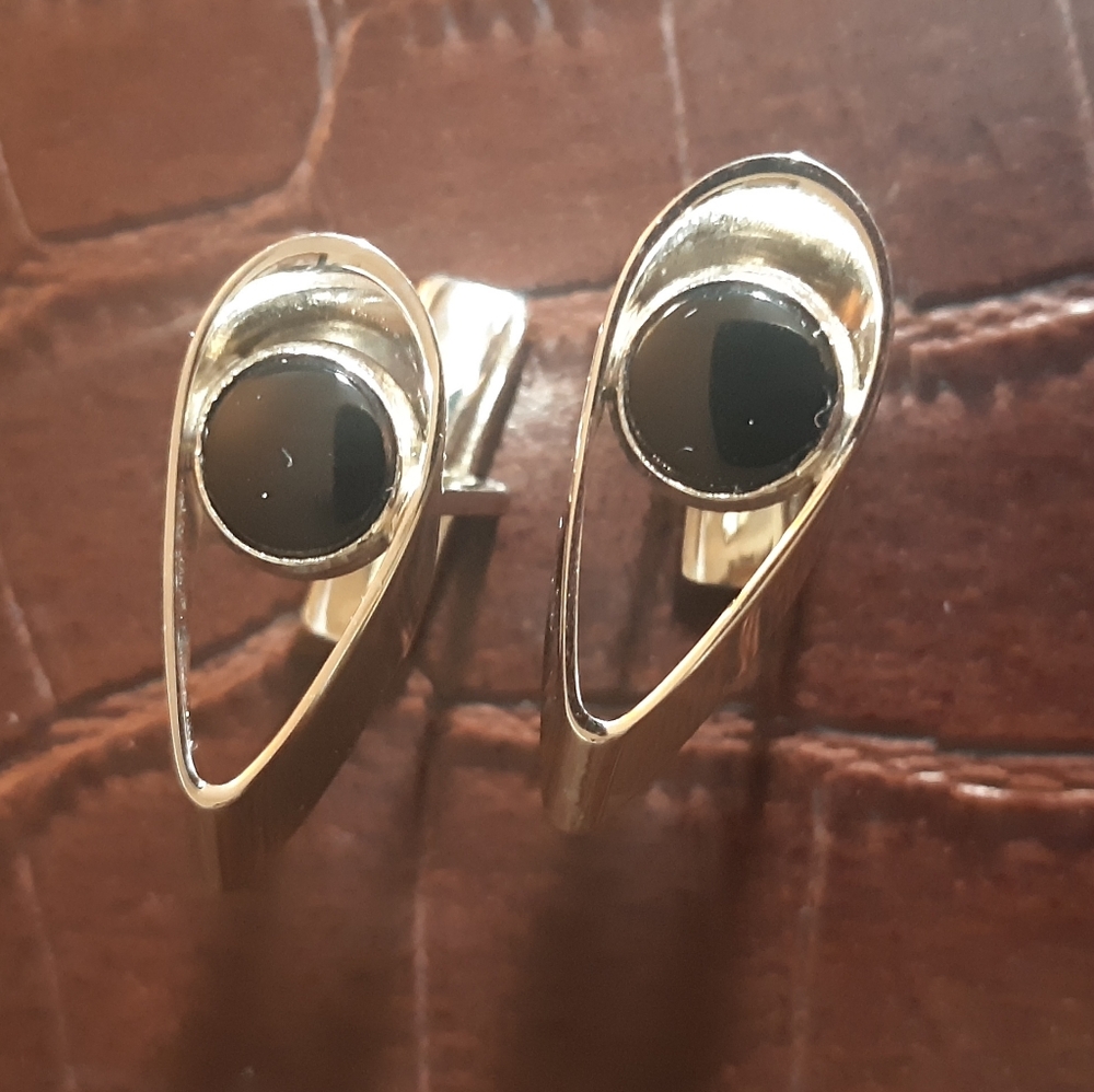 1960s Cuff Links Silver Tone Abstract Shape with Black Center, Vintage